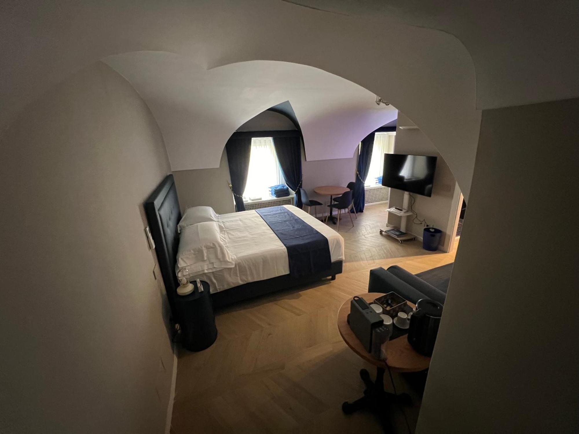 Rome Luxury Blue Suites- Love Bagian luar foto