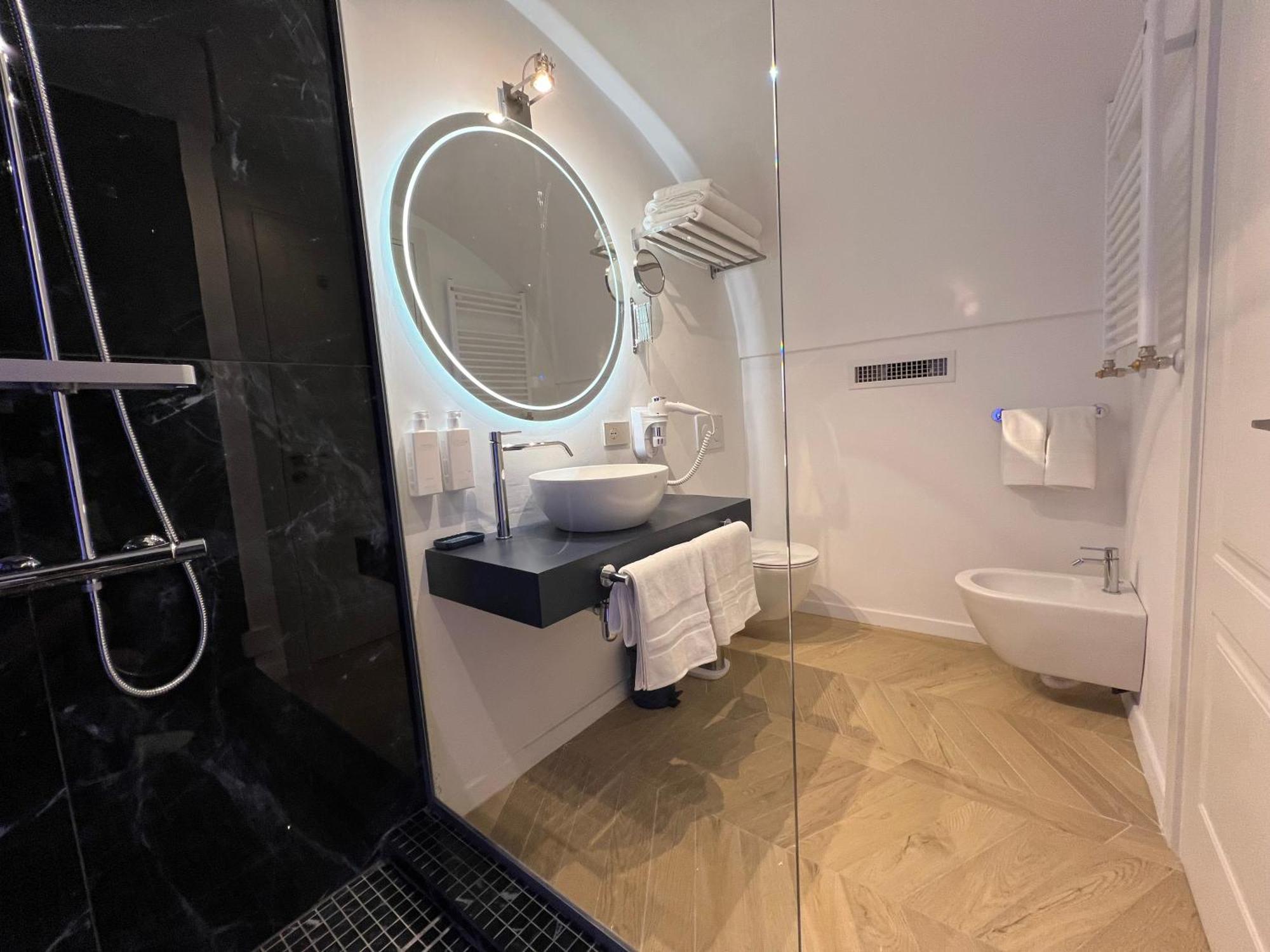 Rome Luxury Blue Suites- Love Bagian luar foto